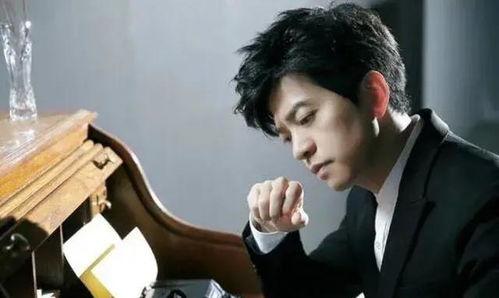 李建爆料谢霆锋视频播放,网络热议不断